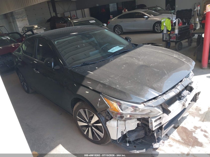2021 NISSAN ALTIMA auction photo 1