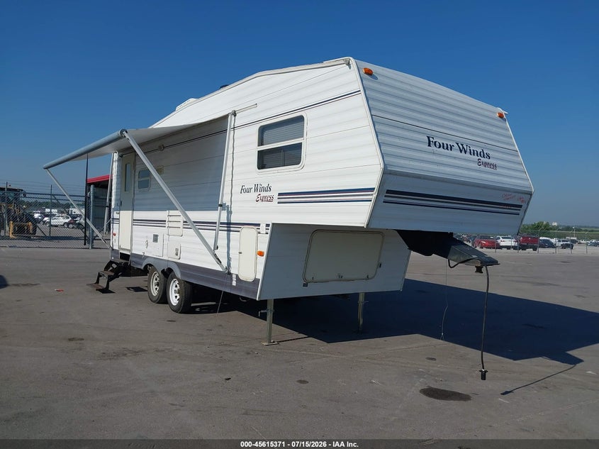 2004 DUTCHMAN FOUR WINDS EXPRESS S auction photo 1