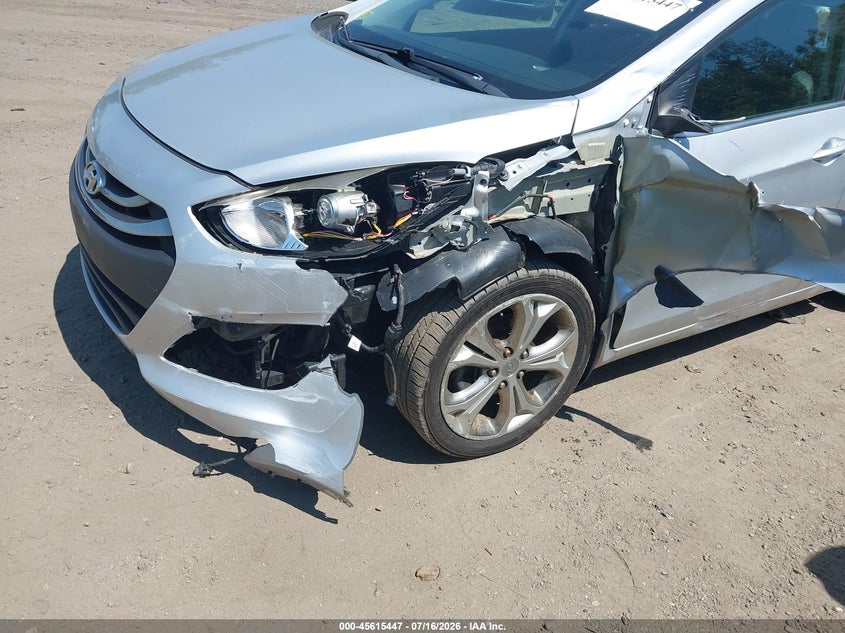 2014 HYUNDAI ELANTRA GT auction photo 6