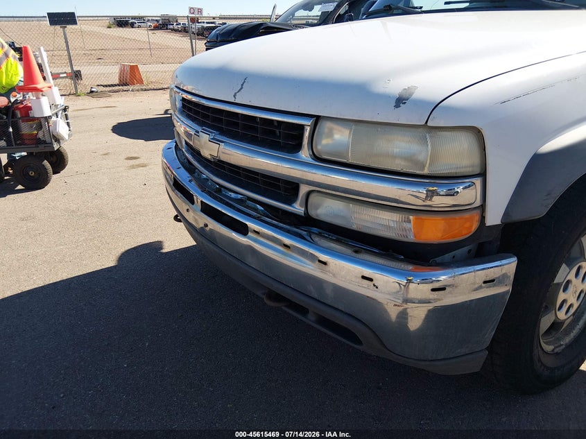 2000 Chevrolet Suburban 1500 Ls VIN: 3GNFK16TXYG188777 Lot: 45615469