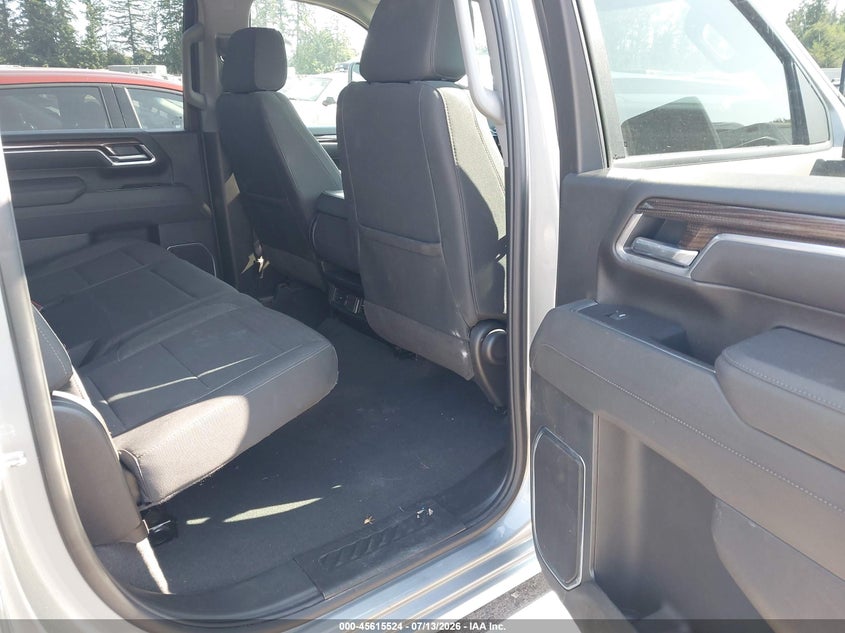 2025 CHEVROLET SILVERADO 2500HD auction photo 8