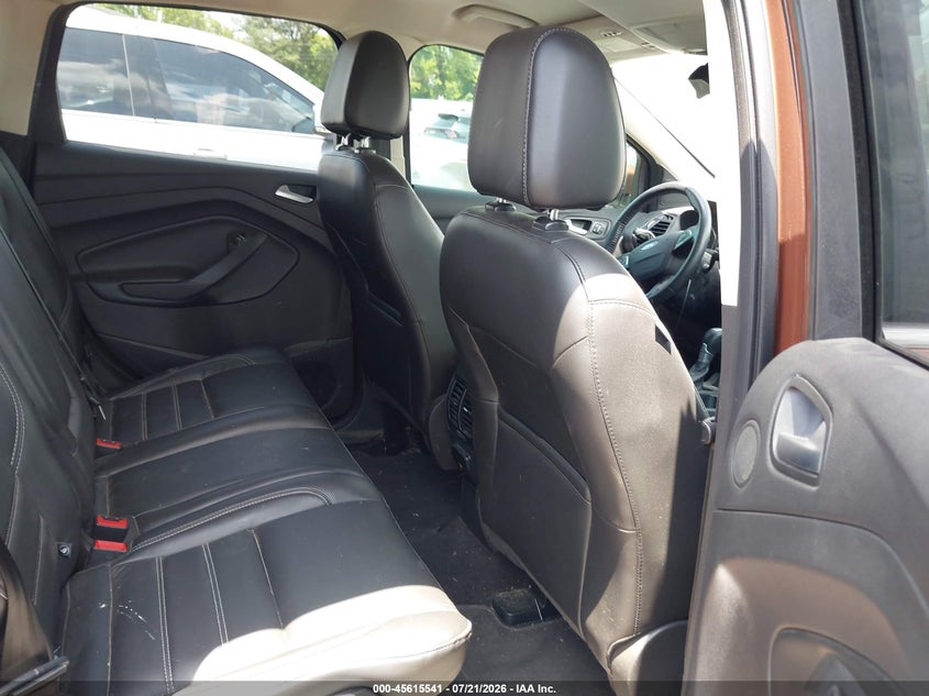 2017 FORD ESCAPE auction photo 8
