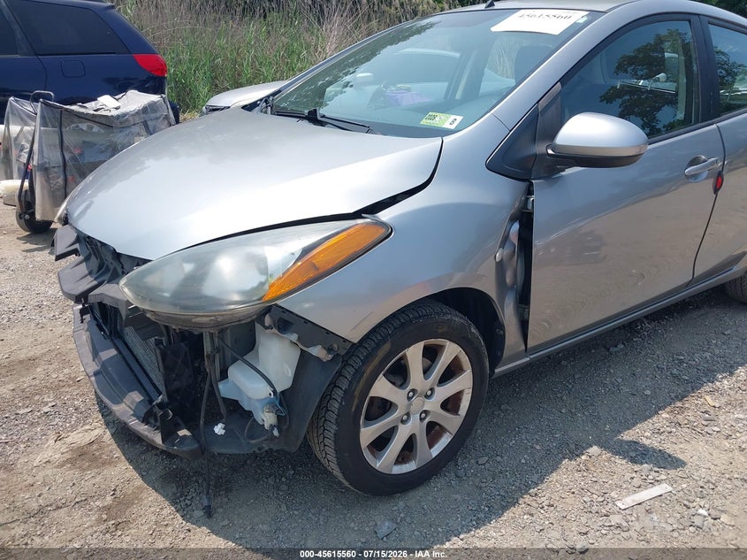 2011 Mazda Mazda2 Touring VIN: JM1DE1HZ6B0117662 Lot: 45615560