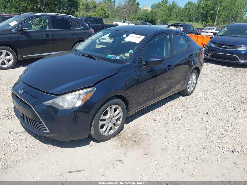 Vin: 3mydlbzv8gy132735, lot: 46114052, scion ia 20162