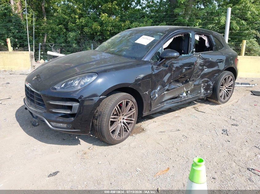 2015 PORSCHE MACAN auction photo 2