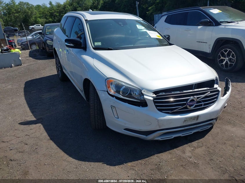2017 VOLVO XC60 auction photo 1