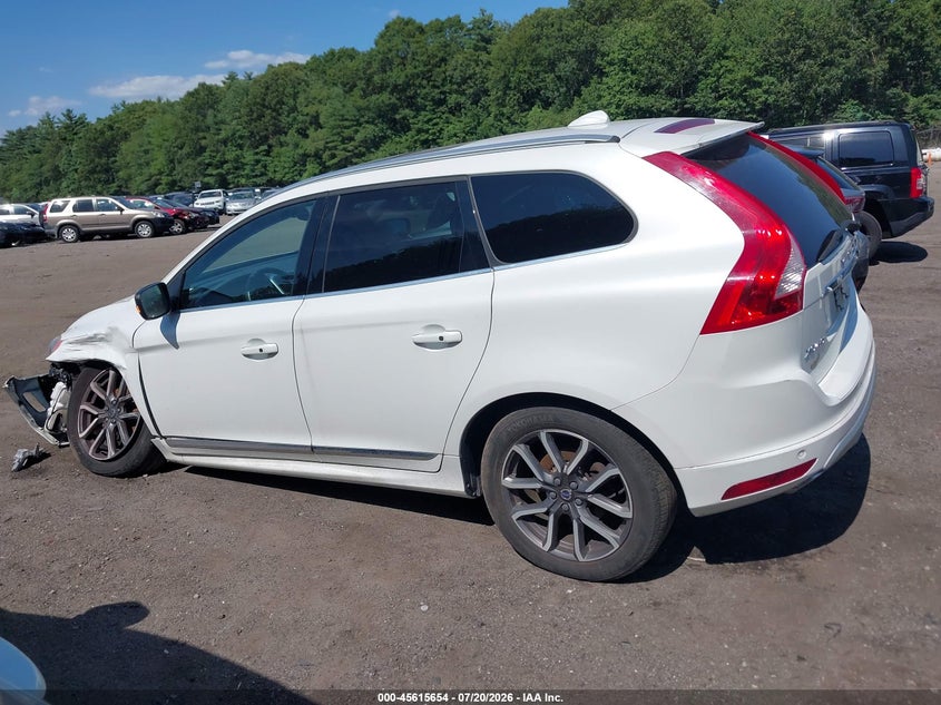 VOLVO XC60 - zdjęcie 13