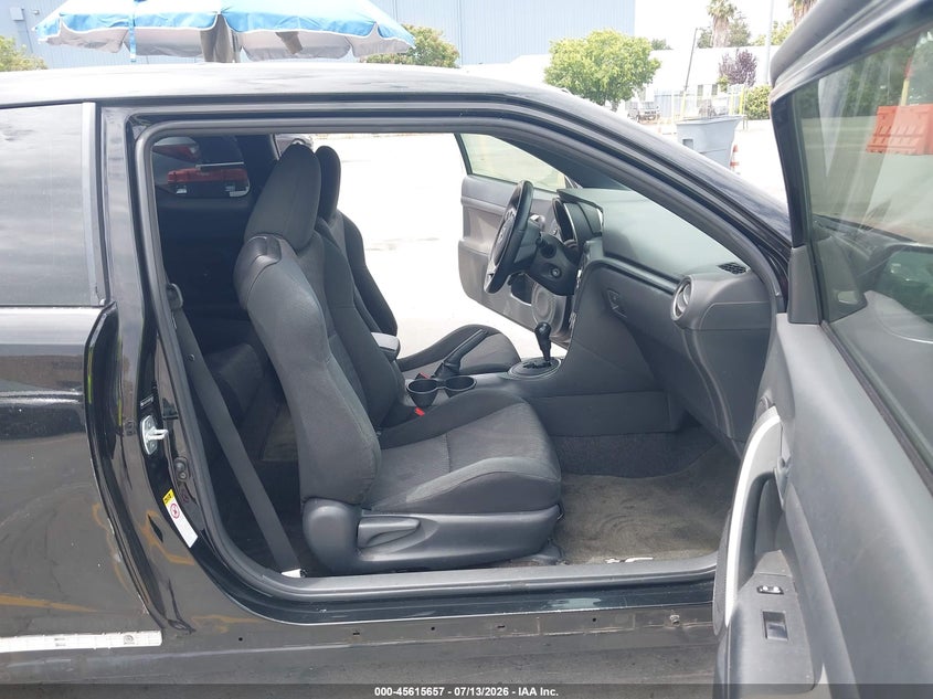 2011 SCION TC auction photo 5