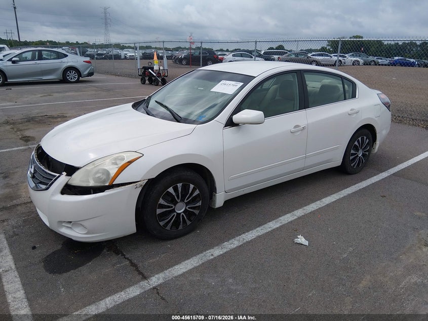 2010 NISSAN ALTIMA auction photo 2