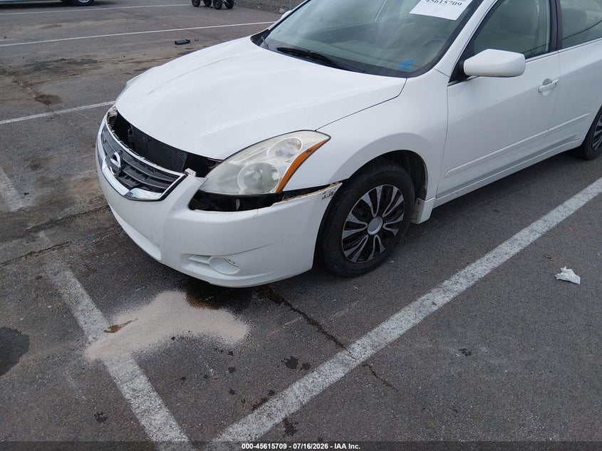 2010 NISSAN ALTIMA auction photo 6