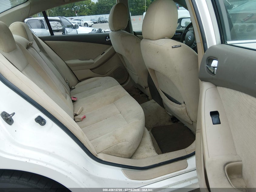 2010 NISSAN ALTIMA auction photo 8