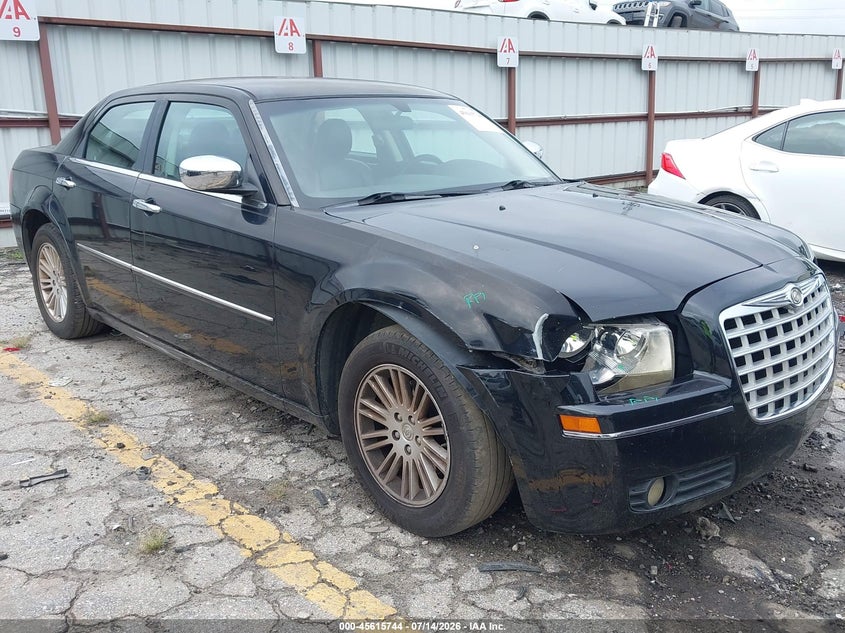 2010 CHRYSLER 300 auction photo 6