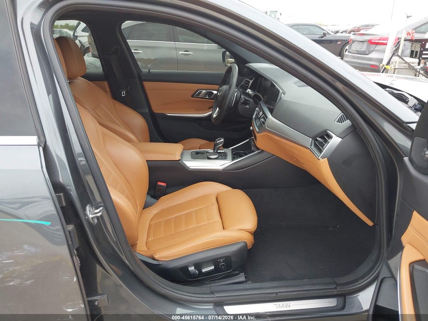 2019 BMW 330I auction photo 5