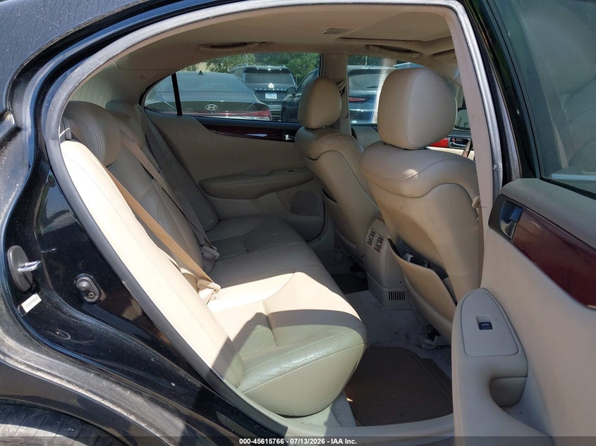 2002 LEXUS ES 300 auction photo 8