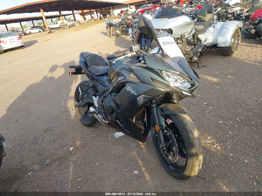 2025 Kawasaki Ex650 P VIN: ML5EXEP15SDAF5853 Lot: 45615813