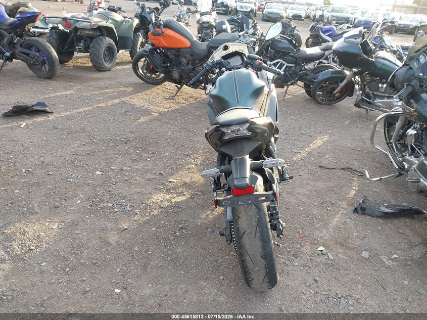 2025 Kawasaki Ex650 P VIN: ML5EXEP15SDAF5853 Lot: 45615813