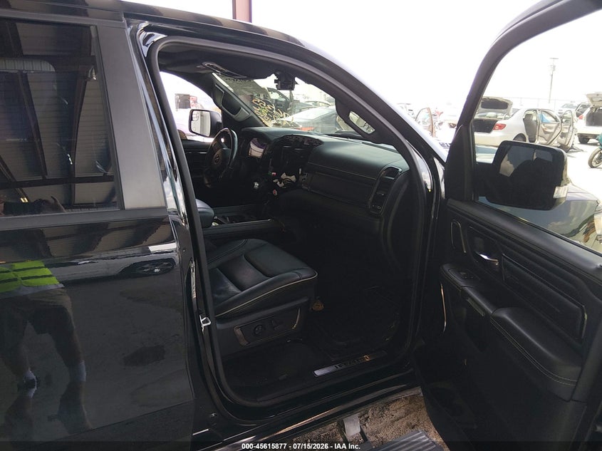 2022 RAM 1500 auction photo 5