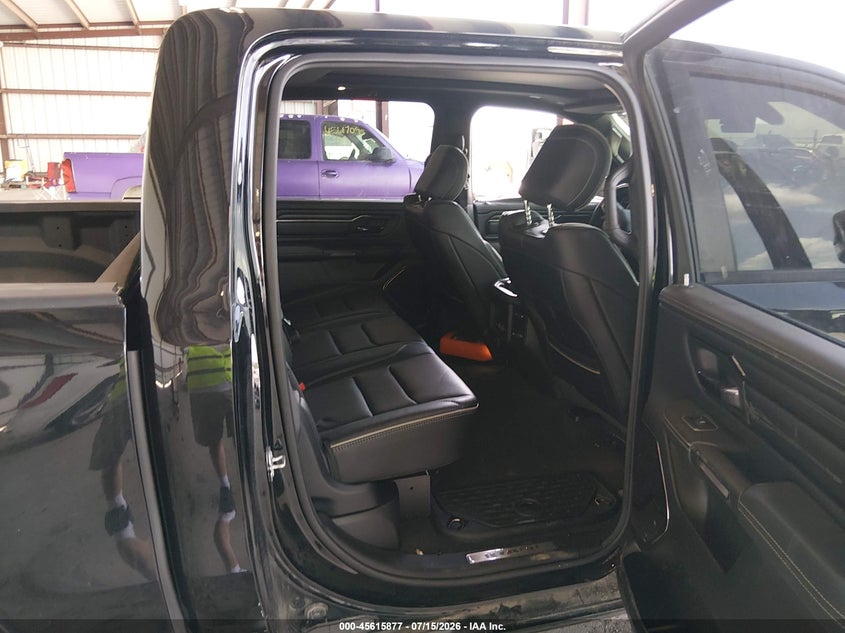 2022 RAM 1500 auction photo 8