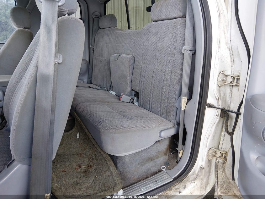 2000 Toyota Tundra Sr5 V8 VIN: 5TBRT3418YS090020 Lot: 45615966