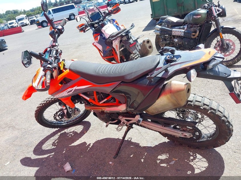 2021 Ktm 690 Enduro R VIN: VBKLEV409MM709545 Lot: 45616012