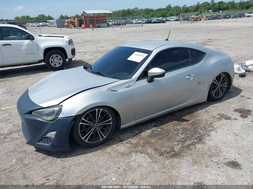 Vin: jf1znaa16d1720480, lot: 46114544, scion fr-s 20132