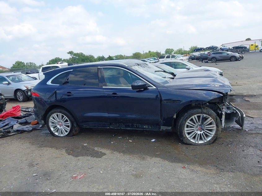 JAGUAR F-PACE - zdjęcie 14