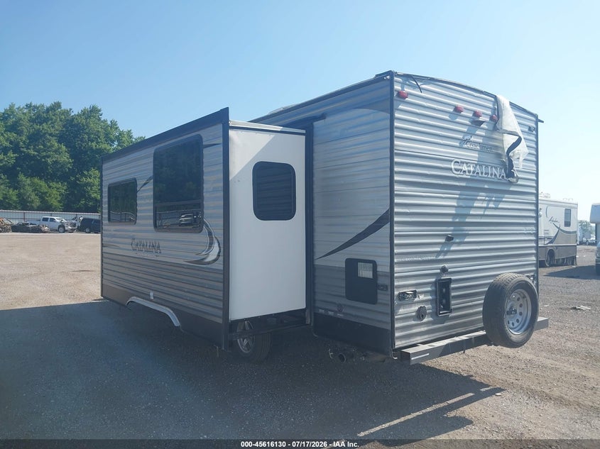 2017 COACHMEN CATALINA auction photo 3
