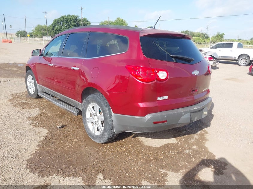2010 CHEVROLET TRAVERSE auction photo 3