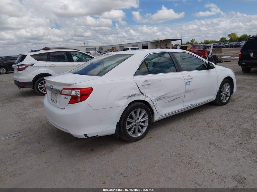2012 TOYOTA CAMRY auction photo 4