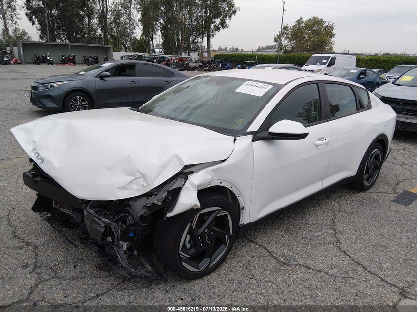 Vin: 3kpfu4de7se190546, lot: 46114669, kia k4 ex 20252