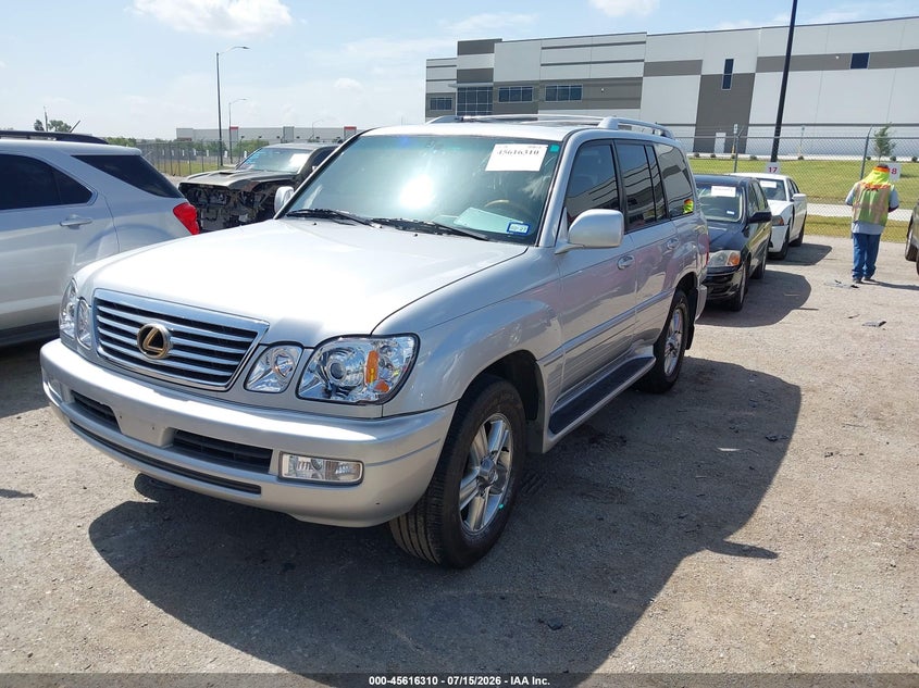 2007 LEXUS LX 470 auction photo 2