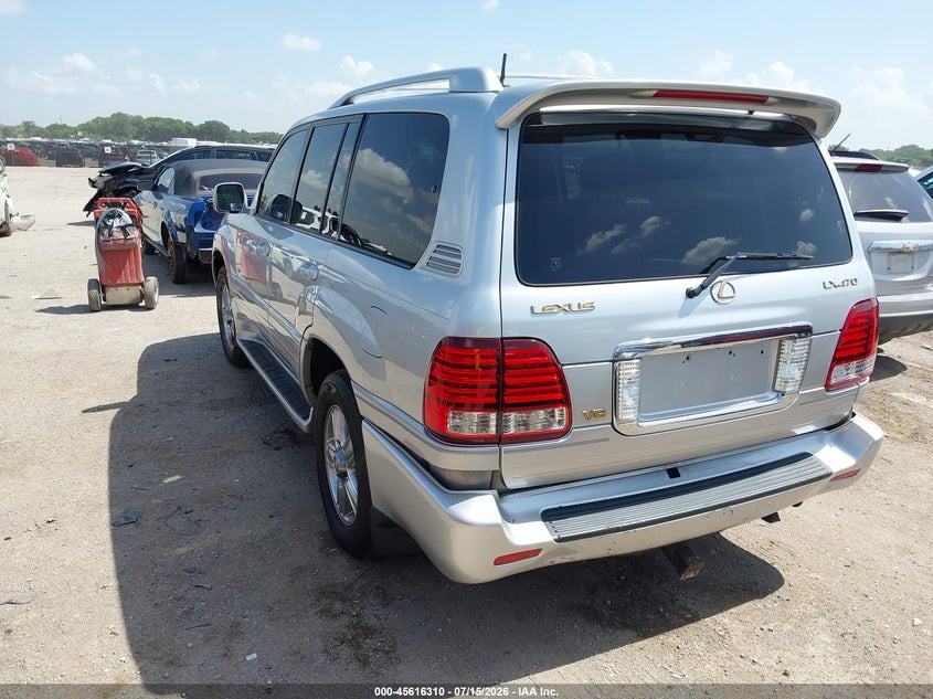 2007 LEXUS LX 470 auction photo 3