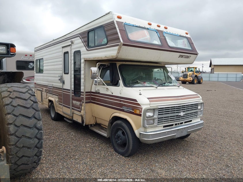1984 CHEVROLET G30 auction photo 1