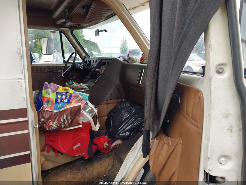 1984 CHEVROLET G30 auction photo 7