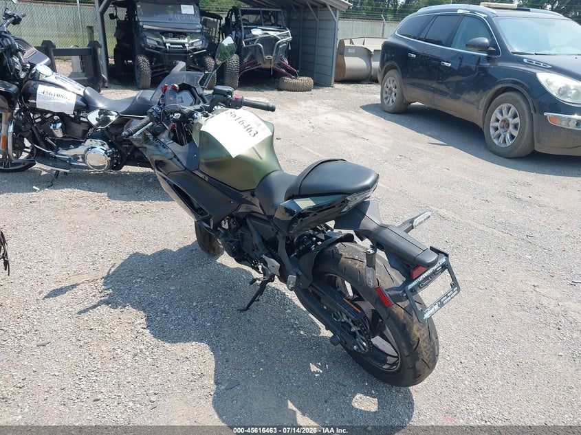 2024 Kawasaki Ex650 P VIN: ML5EXEP10RDAB7862 Lot: 45616463