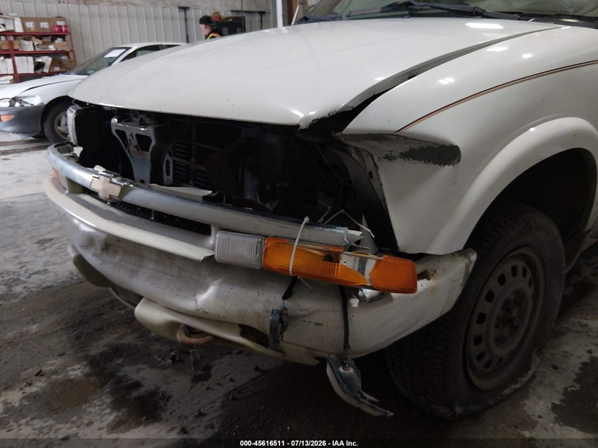 1999 CHEVROLET BLAZER auction photo 6