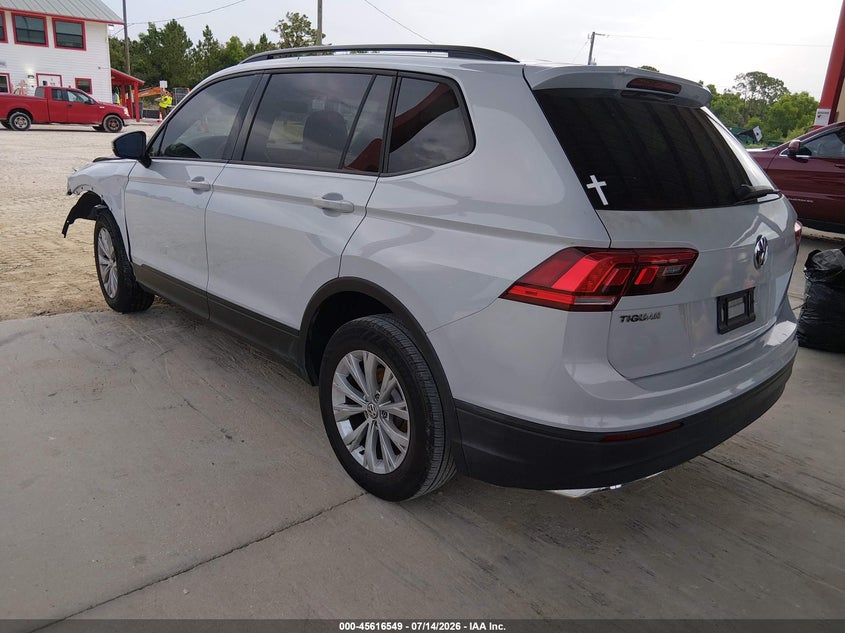 2019 VOLKSWAGEN TIGUAN auction photo 3