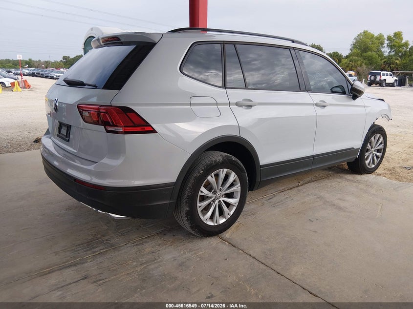 2019 VOLKSWAGEN TIGUAN auction photo 4
