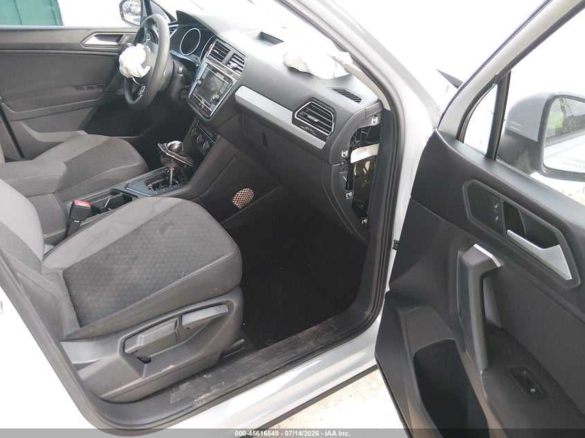 2019 VOLKSWAGEN TIGUAN auction photo 5