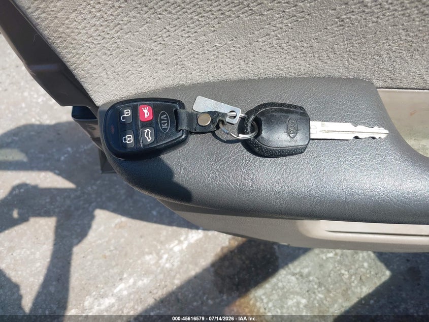 2005 Kia Spectra Ex/Lx/Sx VIN: KNAFE122455179487 Lot: 45616579