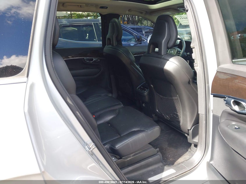 2017 Volvo Xc90 T6 Momentum VIN: YV4A22PK7H1170117 Lot: 45616641