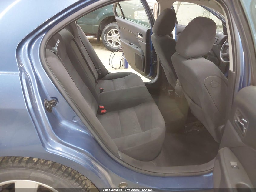 2009 FORD FUSION auction photo 8