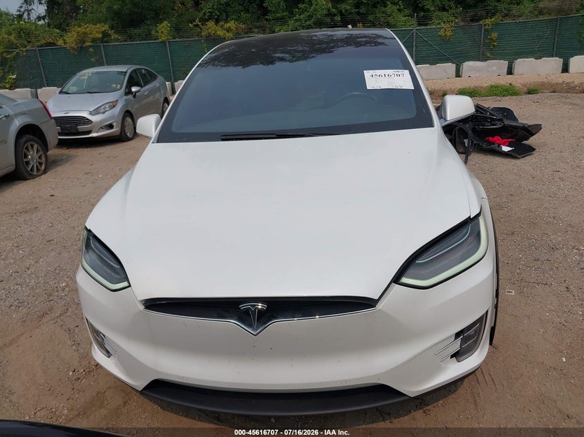 2020 Tesla Model X Long Range Dual Motor All-Wheel Drive/Long Range Plus Dual Motor All-Wheel Drive VIN: 5YJXCBE2XLF285999 Lot: 45616707
