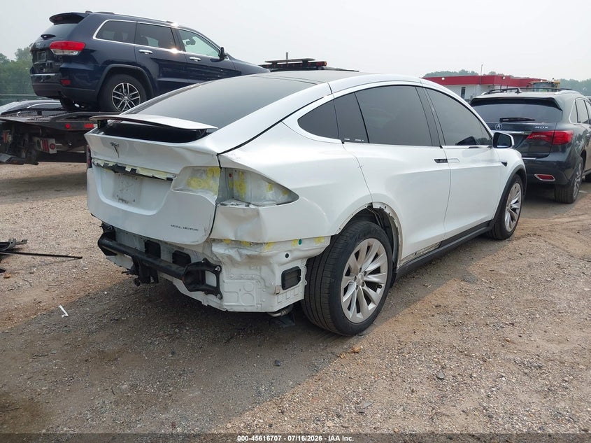 2020 Tesla Model X Long Range Dual Motor All-Wheel Drive/Long Range Plus Dual Motor All-Wheel Drive VIN: 5YJXCBE2XLF285999 Lot: 45616707