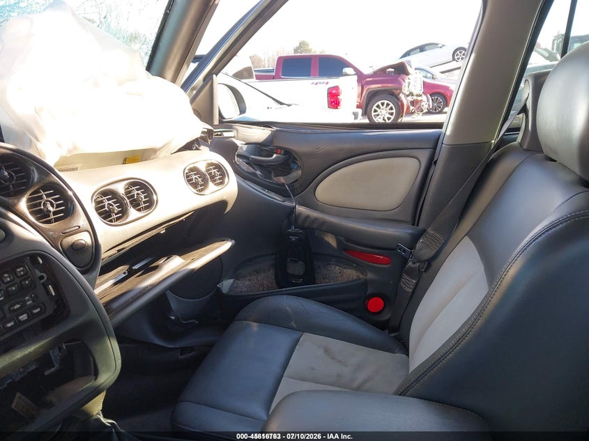 2005 PONTIAC BONNEVILLE auction photo 5