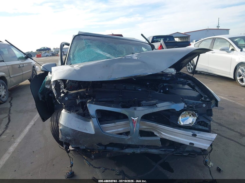 2005 PONTIAC BONNEVILLE auction photo 6