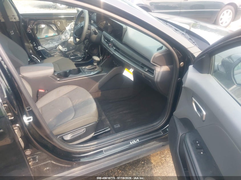 2025 Kia K4 Lx VIN: 3KPFT4DE0SE246958 Lot: 45616775