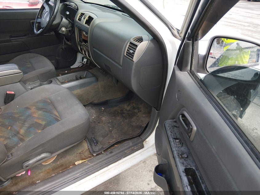2004 CHEVROLET COLORADO auction photo 5