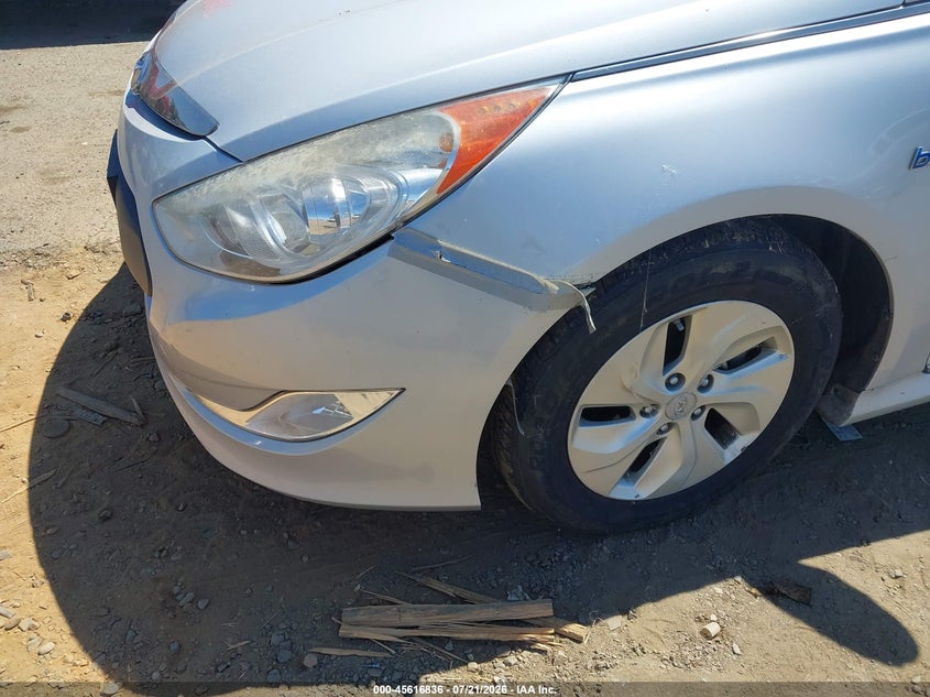 2014 HYUNDAI SONATA HYBRID auction photo 6