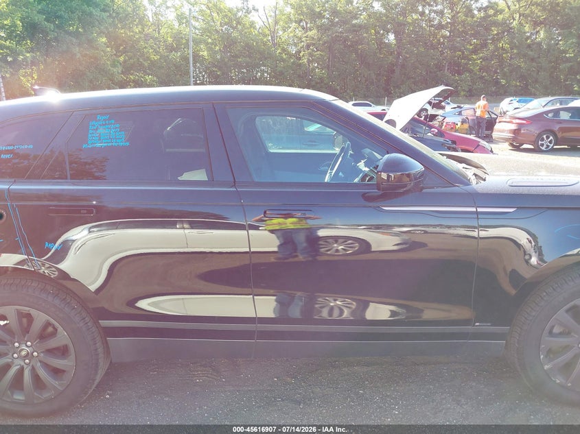 LAND ROVER RANGE ROVER VELAR - zdjęcie 14